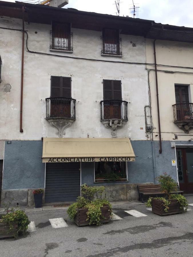 אאוסטה La Petite Maison De Julie מראה חיצוני תמונה